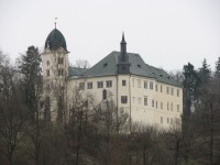 /album/fotogalerie-zamek-hruby-rohozec/pohled-na-zamek-z-udoli-reky-jizery-jpg/